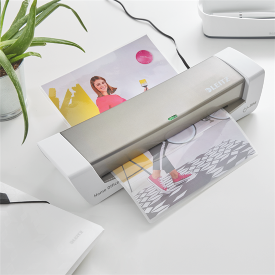 Plastificadora Leitz Ilam Home Office A4 Gris Oscuro