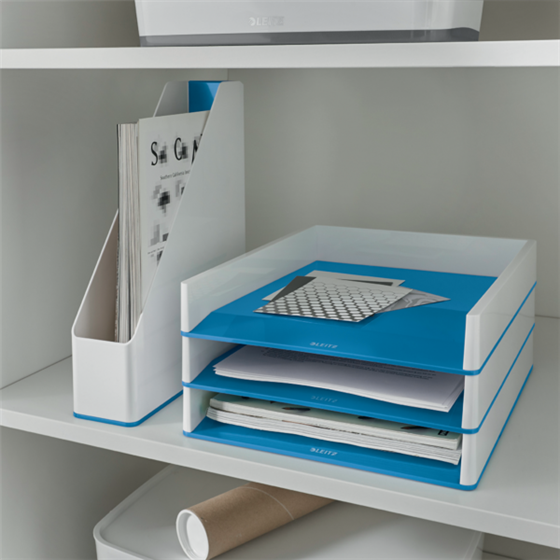 Bandeja de sobremesa WOW de Leitz con combinación dual de color Azul A4