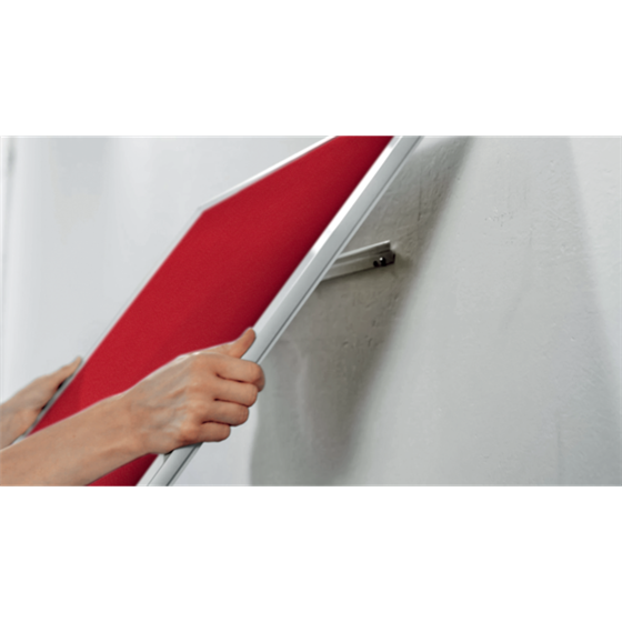 Tablero De Anuncios De Fieltro De Formato Panorámico Nobo Impression Pro De 1880X1060 Mm Rojo