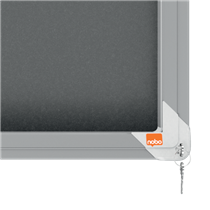 Vitrina Nobo Premium Plus De Puerta Corredera Con Fondo De Fieltro 18Xa4 Hojas, Azul Gris