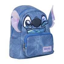 Mochila Casual Moda Aplicaciones Stitch Cerdá 16.0 x 25.0 x 23.0 cm.