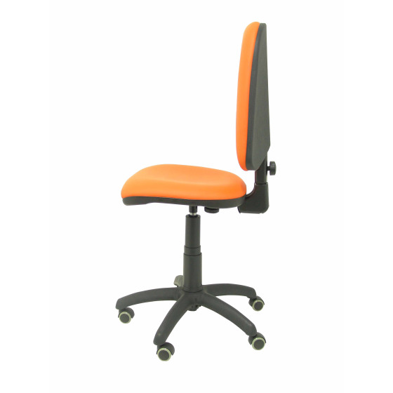Silla Aýna similpiel naranja ruedas de parqué