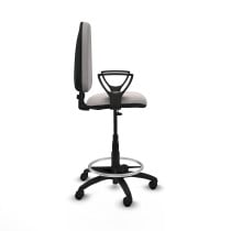 Taburete Aýna CP similpiel blanco brazos fijos base poliamida ruedas nailon 50mm