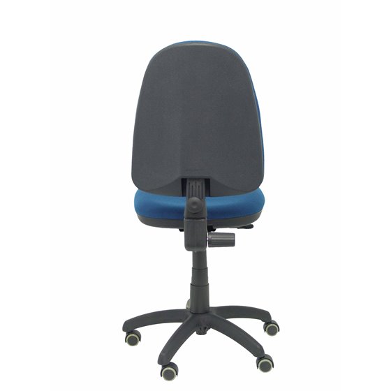 Silla Aýna bali azul marino ruedas de parqué