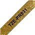 TZE-PR831 cinta para impresora de etiquetas Negro en el oro