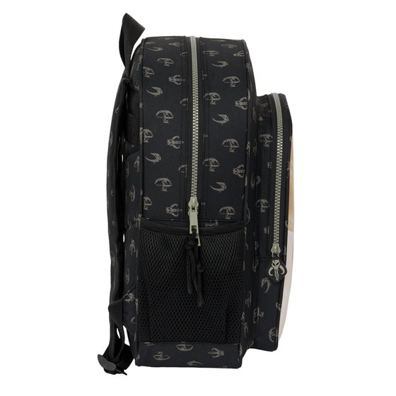 Mochila Junior Adaptable A Carro The Mandalorian "This Is The Way"32 x 38 x 12 cm.